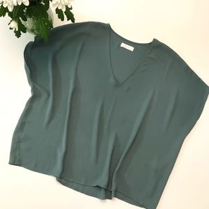 Oak and Fort Medium Teal Short Sleeved Blouse